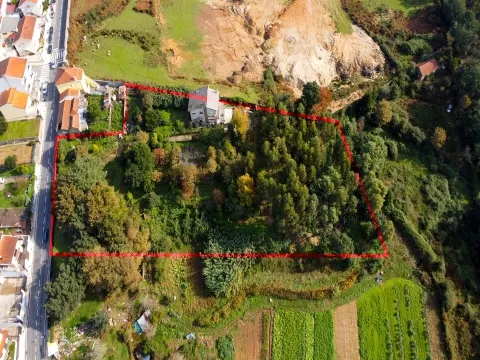 Oportunidade Única! Moradia para Reabilitar com Terreno Superior a 6.000 m²