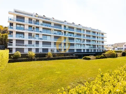 Apartamento T2 de Luxo Frente-Rio com Piscina Interior | Caminha