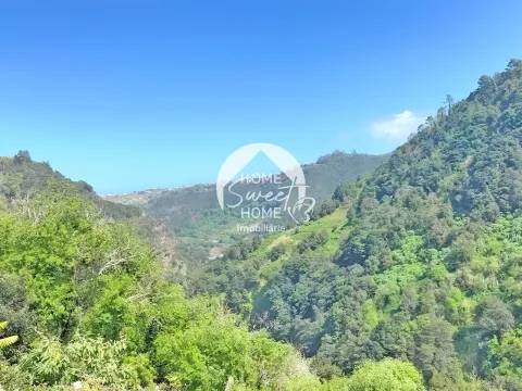 Terreno Rústico para construir, junto à Laurisilva