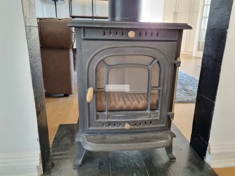 独立式住宅T5 +2，带游泳池，电影院和停车场，Junqueiro，Carcavelos / 出售/ 1.800.000