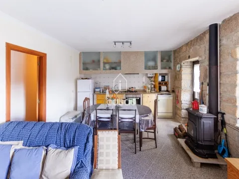 Maison dans village 2 Chambre(s)