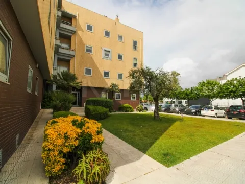 T4 Duplex c/ terraço - Praia de Esmoriz