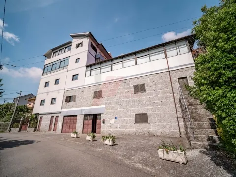 Oportunidade de Investimento &#124; 3 Frações  com Potencial Habitacional Total em Travassós, Fafe!