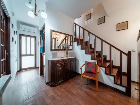 Moradia T3 Geminada – Urbanização Sol-Poente | Fafe