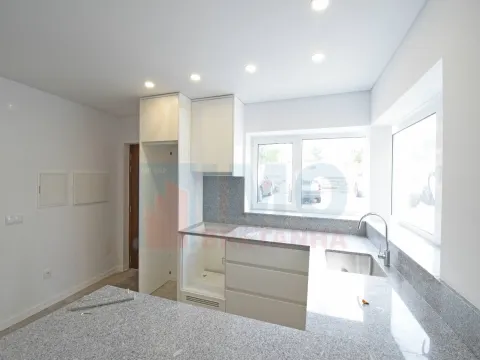 Detached house to restore T2