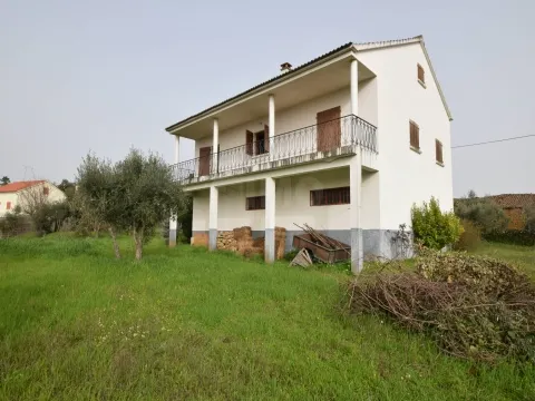 Casa Indipendente 4 Vani