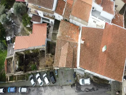 Detached house to restore T3