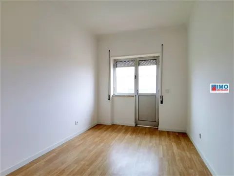 T2 Arrendado e Remodelado | Quinta do Amieiro