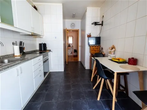 Apartamento T2 em Vila das Aves, Santo Tirso