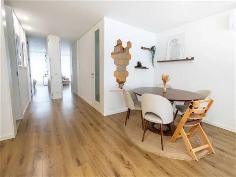 Apartamento T2+1 em Vila das Aves, Santo Tirso