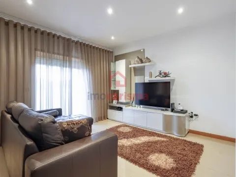 Moradia Individual T3 para Arrendamento em Landim, Vila Nova de Famalicão