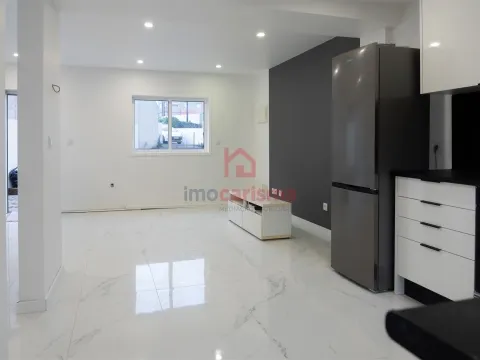 Moradia Térrea T2 Totalmente Remodelada em Sequeiró, Santo Tirso