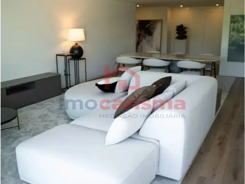 Apartamento T2 Novo em Fase Final de Construção em Santo Tirso