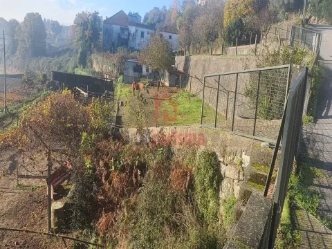 Terreno para construção com 4.340m2 em Sanfins Ferreira, Paços de Ferreira