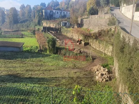 Terreno para construção com 4.340m2 em Sanfins Ferreira, Paços de Ferreira