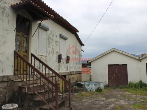 Moradia T3 em São Martinho do Campo, Santo Tirso