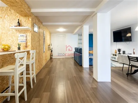 Moradia T5 em Lordelo, Guimarães