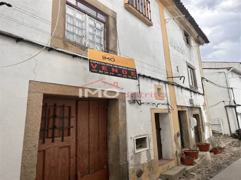 Moradia em Banda T3+1