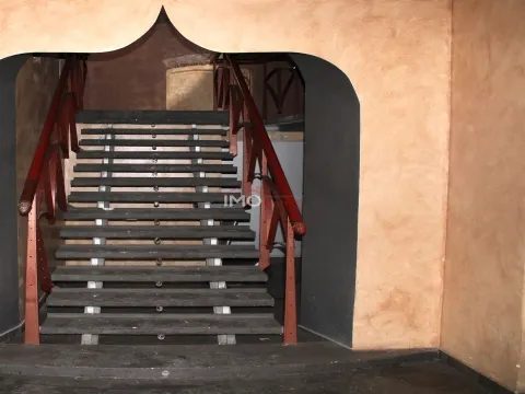 Edificio 5 habitaciones