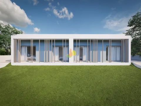 M4 Detached - Single storey with swimming pool