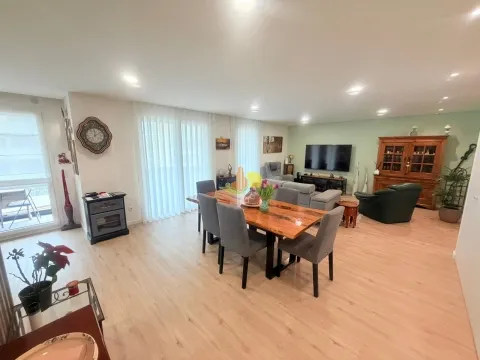 T2+2 Duplex con doppio garage