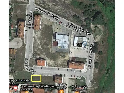 Terreno urbano com 358m2 e viabilidade de construção.