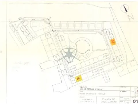 Terreno urbano com 358m2 e viabilidade de construção.
