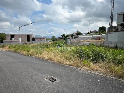 Участок земли