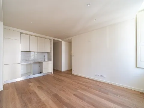 Apartamento T1 no centro do Porto para venda