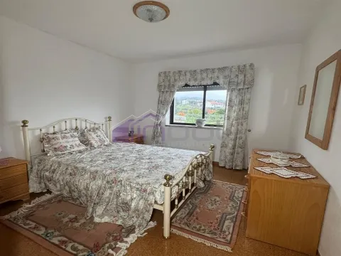 3-Bedroom House with 104 m² – Excellent Sun Exposure – Sarzedas, Castelo Branco