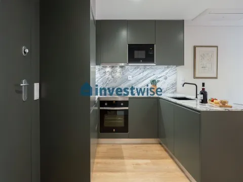 New Construction 1 Bedroom Apartment With Parking Spot