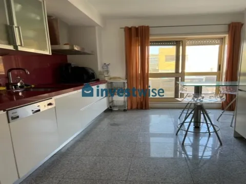 High-End Triplex 4 Bedroom Apartment  With Pool And Private Garage