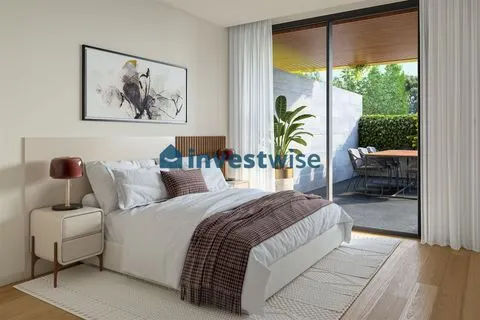 High End 2 Bedroom Apartment With Balcony  & 1 Parking Spot