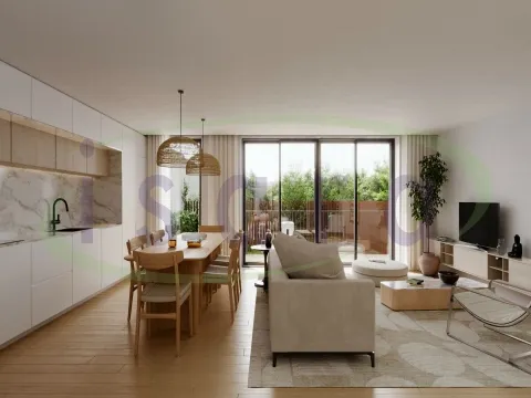 Apartamento de 2 habitaciones con balcón, ¡NUEVO! y muy bien ubicado;