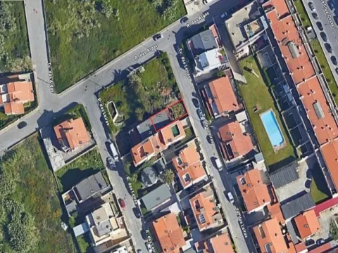Lote de Terreno Urbano em Lavra, Matosinhos