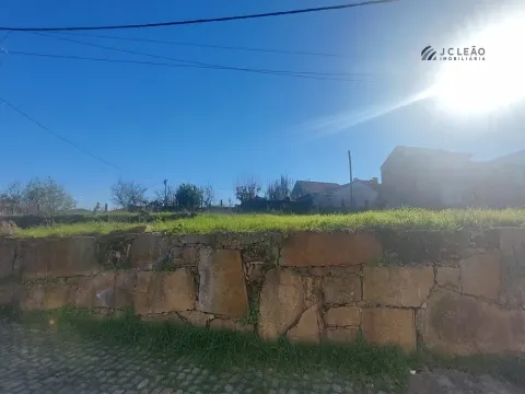 Terreno Rústico c/ 1057m2 localizado em Abragão, Penafiel
