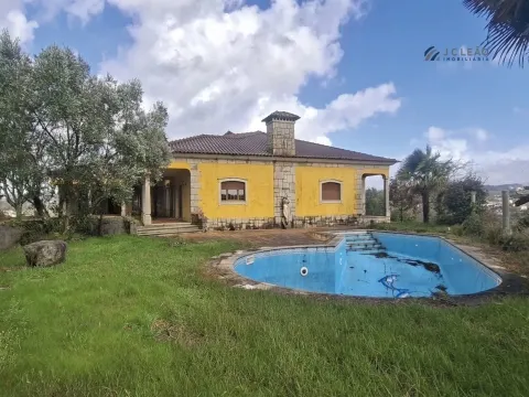 Moradia de Luxo T5 com Piscina e Vistas para o Rio Sousa em Lousada | Meinedo