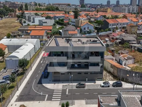 3-Bedroom Apartment Leça da Palmeira