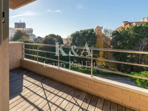 3+1 Bedroom Apartment in Foz