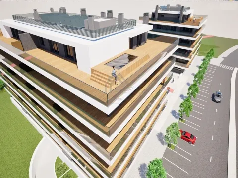 Penthouse T5 duplex com piscina - Montijo