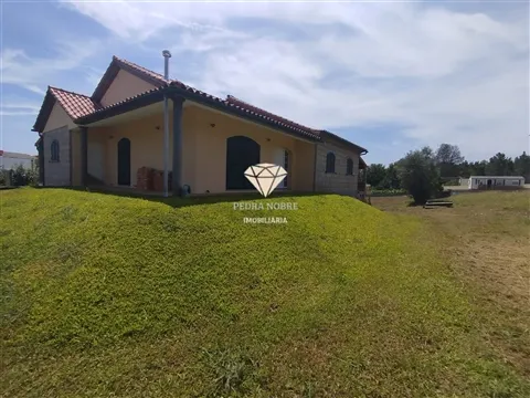 CASA DE CAMPO T4 À VENDA EM ASSILHÓ – ALBERGARIA-A-VELHA