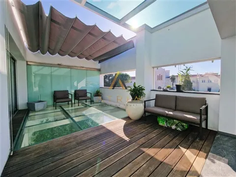 Apartamento T3 Duplex | Terraço | Garagem | Centro Leiria 