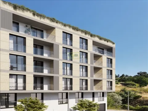 T1 Novo na Covilhã | Eficiência A+ com Painéis Fotovoltaicos