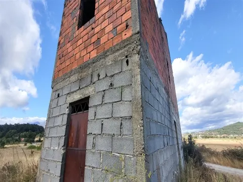 46,000 m² farm – Abundant water, a privileged location, and enormous potential!