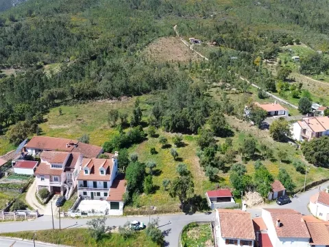 Terreno Rústico para venda com cerca de 7 500 metros na aldeia de Alvaiade, Vila Velha de Ródão