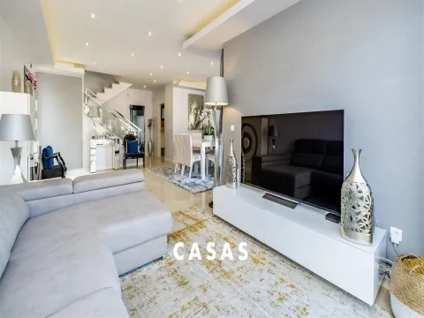 Moradia V3 em Machico