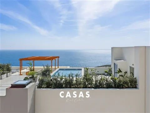 APARTAMENTO T3 com Piscina Privada e Vista Panorâmica Sobre o Oceano | Ilha da Madeira