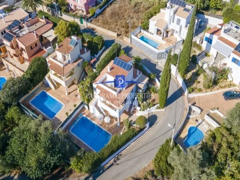 Exclusive to Panoramic Properties-Elegant three-bedroom villa with private pool and expansive views