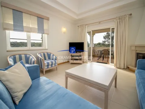 EXCLUSIVE    Elegantly presented two-bedroom apartment