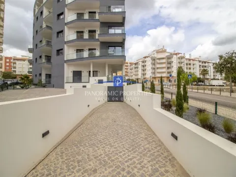 Newly built modern 2 bedroom apartment